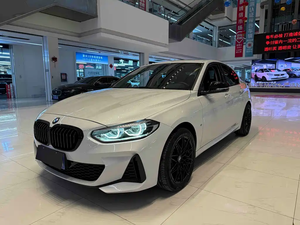 BMW 1 Series 2021 120i M Sports Night Edition купить на сайте DeffCars
