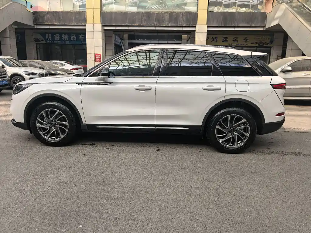 Adventurer 2021 2.0T Two-wheel drive Premium Edition купить на сайте DeffCars