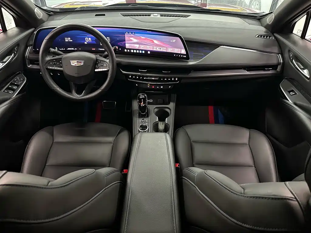 Cadillac XT4 2024 28T four-wheel drive luxury model купить на сайте DeffCars