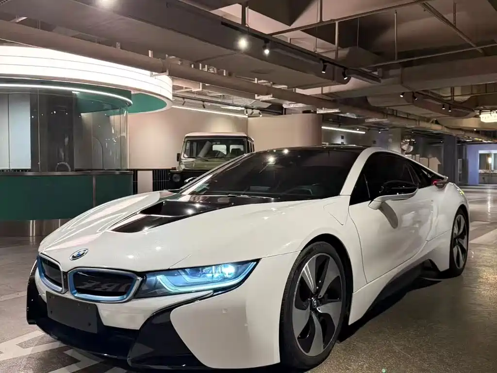BMW i8 2014 standard model купить на сайте DeffCars