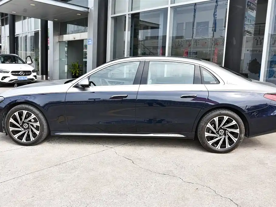 Mercedes-Benz E-Class 2024 E 300 L Luxury Model купить на сайте DeffCars