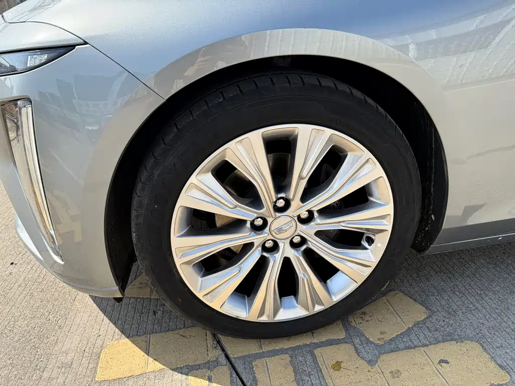 Cadillac CT6 2023 28T luxury model купить на сайте DeffCars