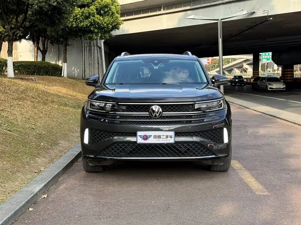 Lanxun 2023 380TSI four-wheel drive R-Line cruise version купить на сайте DeffCars