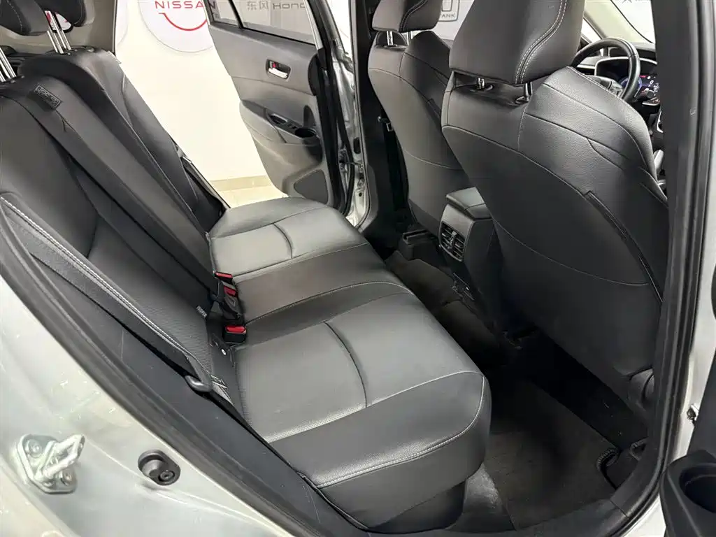 Fenglanda 2023 2.0L Intelligent Electric Hybrid Dual Engine Premium Edition купить на сайте DeffCars