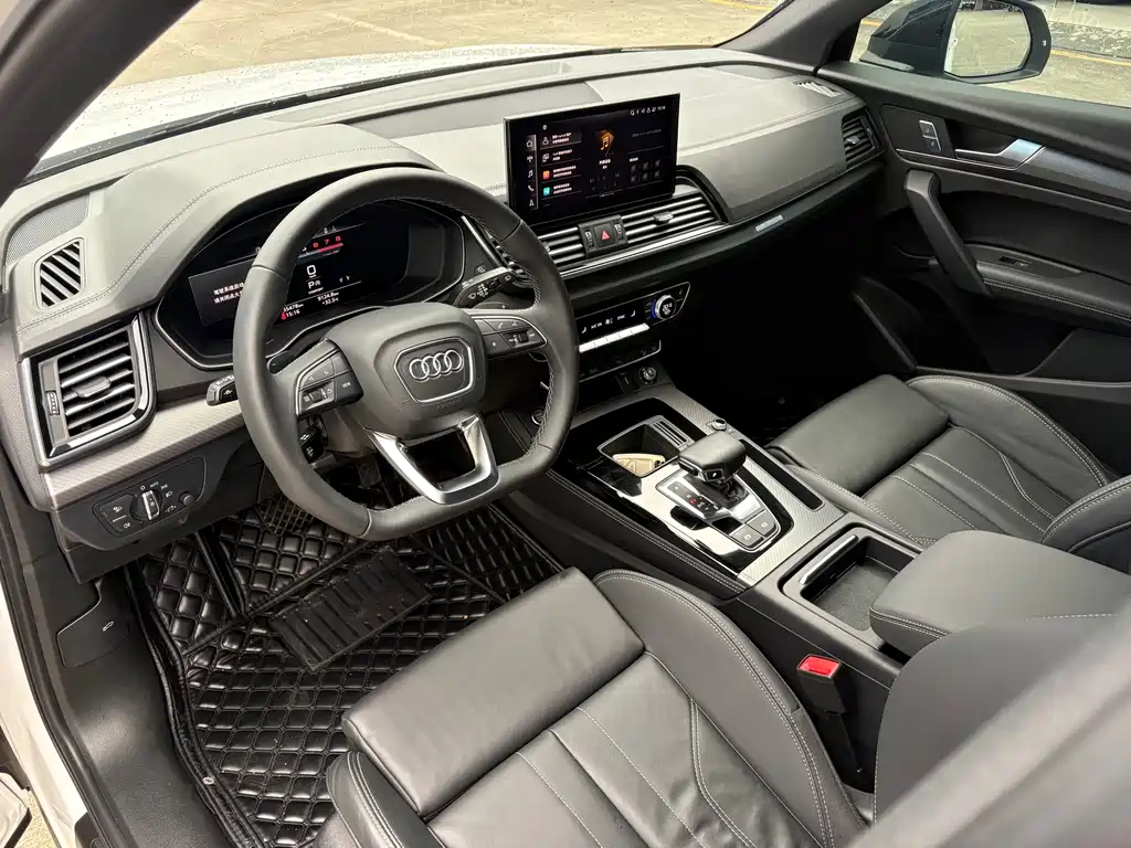 Audi Q5L 2023 40T luxury and dynamic model купить на сайте DeffCars