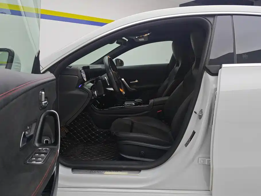 Mercedes-Benz CLA imported 2020 CLA 200 купить на сайте DeffCars