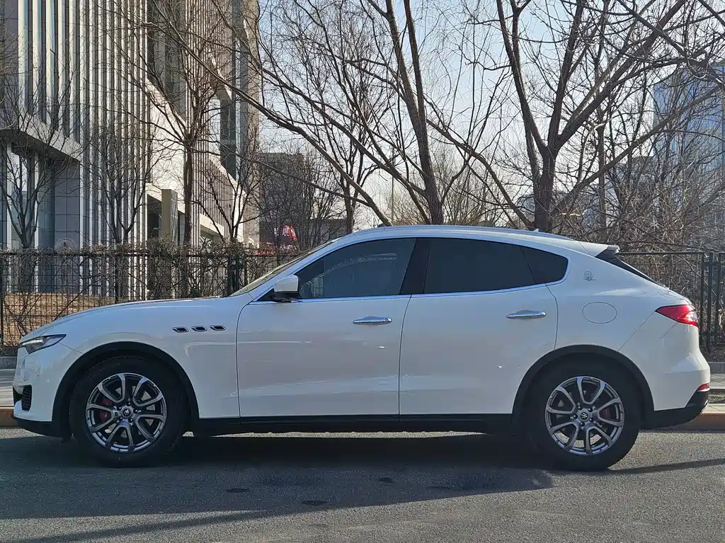 Levante 2020 3.0T Standard Edition купить на сайте DeffCars