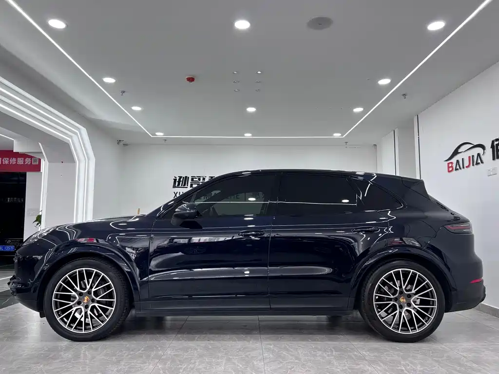 Cayenne 2023 Cayenne 3.0T Platinum Edition купить на сайте DeffCars