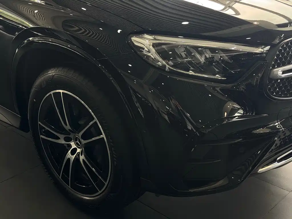 Mercedes-Benz GLC 2026 GLC 260 L 4MATIC luxury model купить на сайте DeffCars