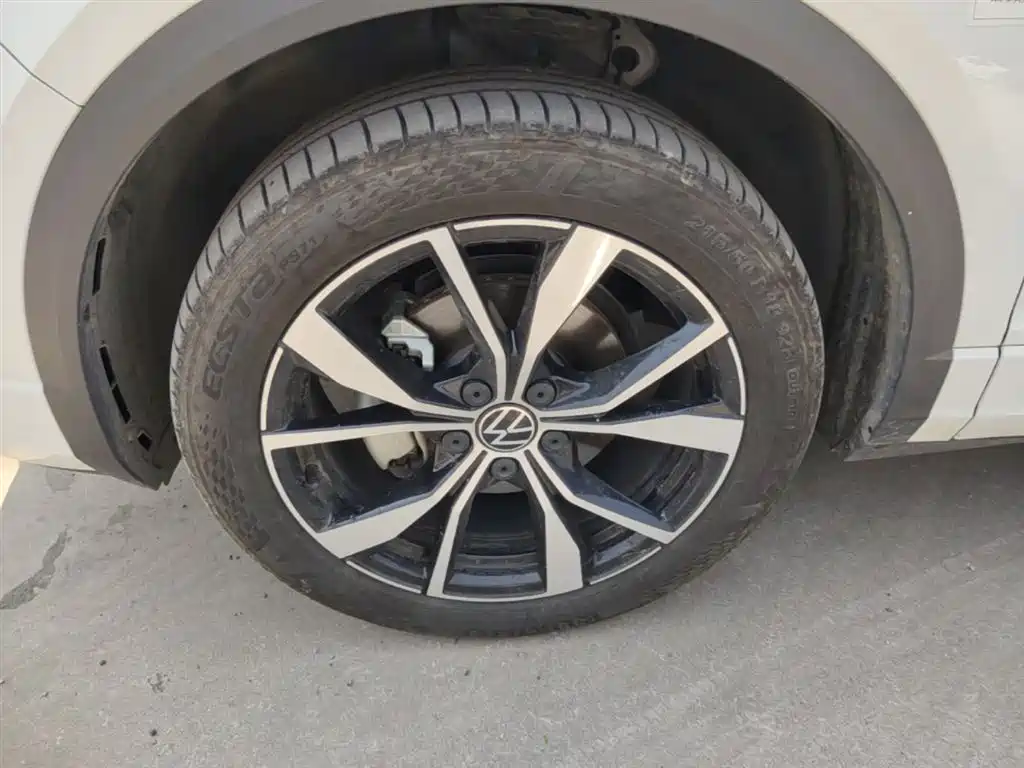 T-ROC 2024 300TSI DSG two-wheel drive Chenguang version купить на сайте DeffCars
