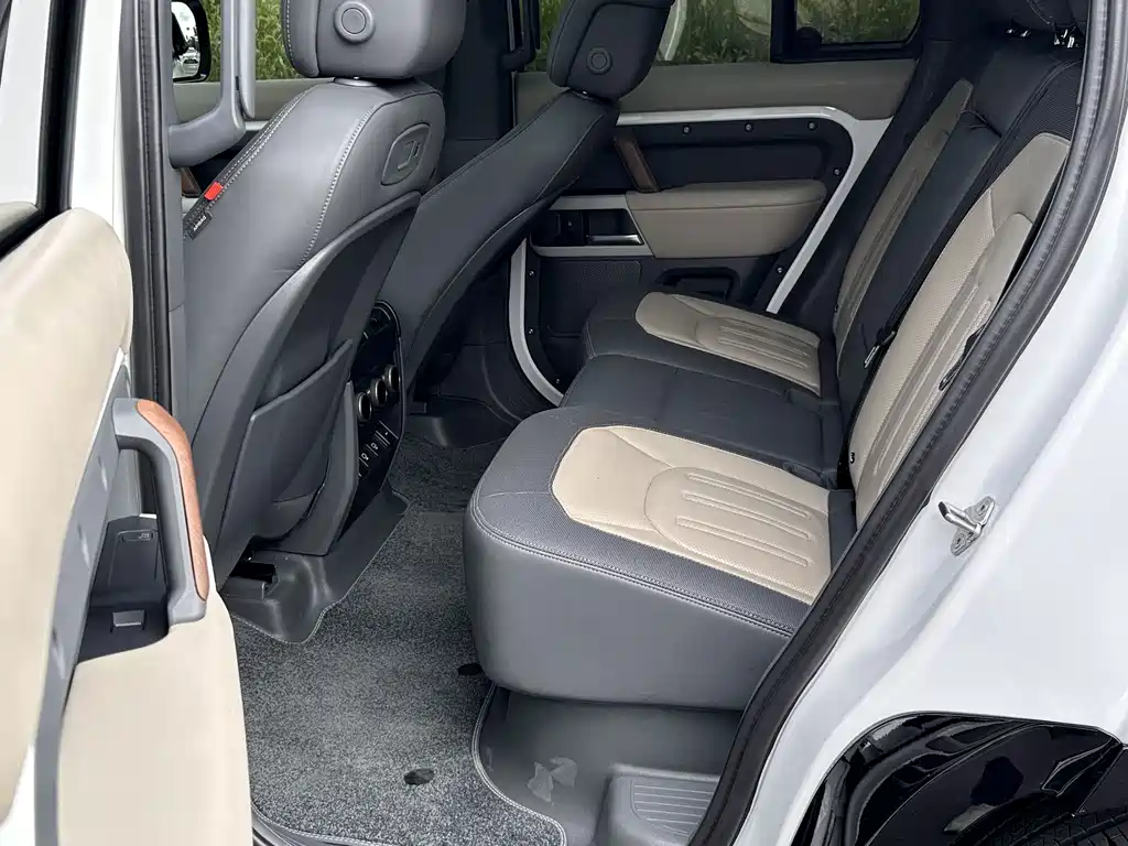 Land Rover Defender 2022 110 P400 X-DYNAMIC HSE купить на сайте DeffCars