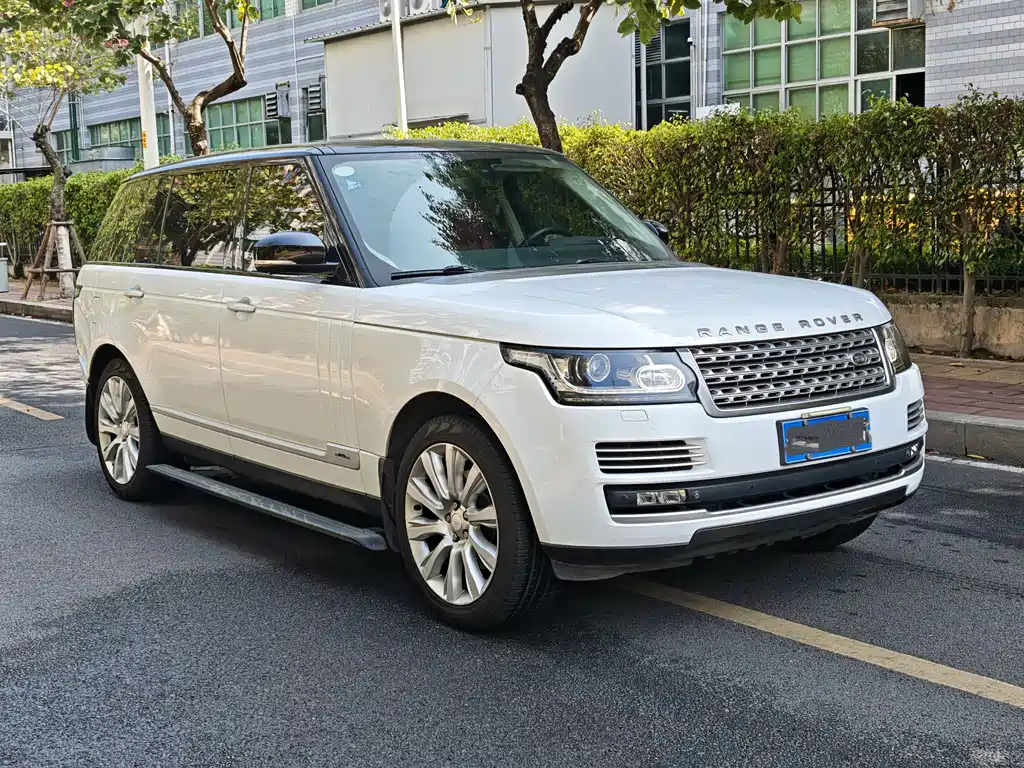 Range Rover 2015 3.0 SC V6 Vogue SE Genesis Extended Edition купить на сайте DeffCars