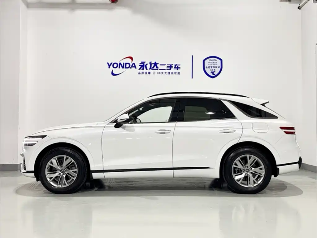 Genesis GV70 2023 2.5T two-wheel drive luxury version купить на сайте DeffCars