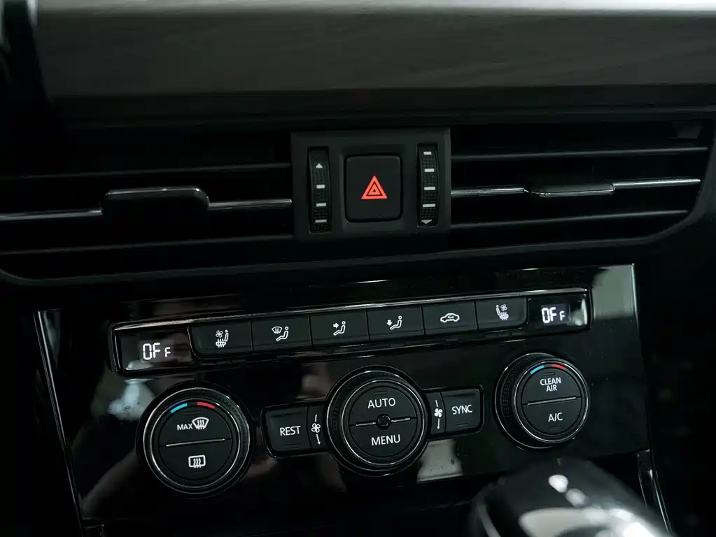 Passat 2019 380TSI Flagship Edition National VI купить на сайте DeffCars