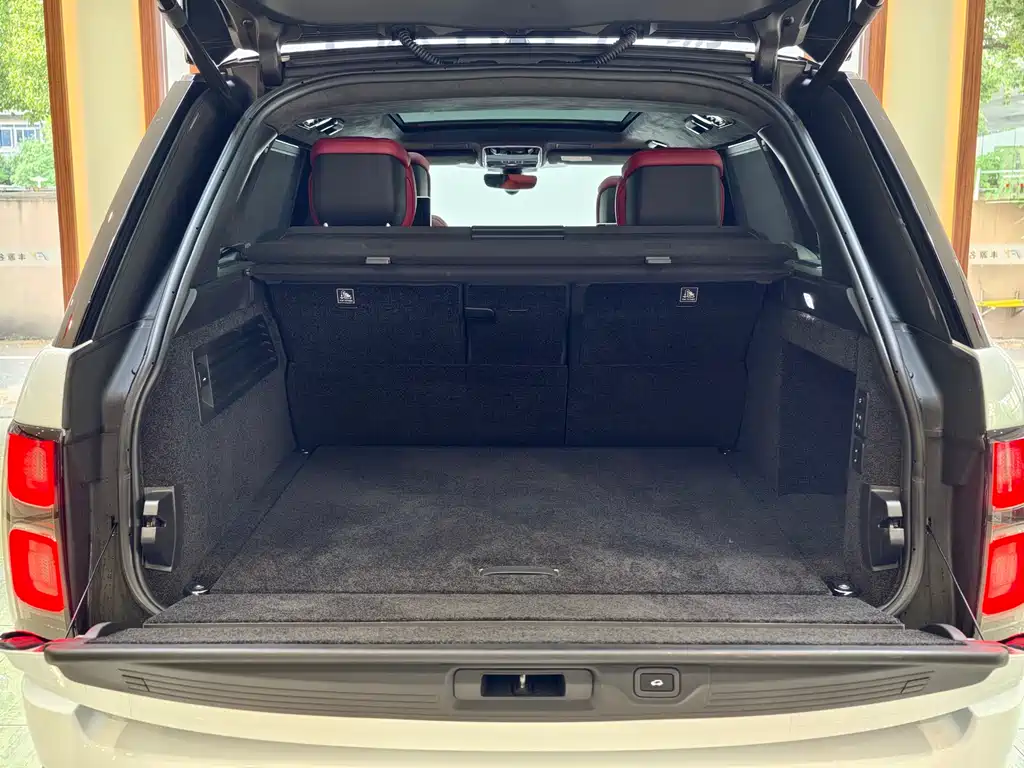 Range Rover 2022 3.0 L6 400PS Honor Creation Extended Edition купить на сайте DeffCars