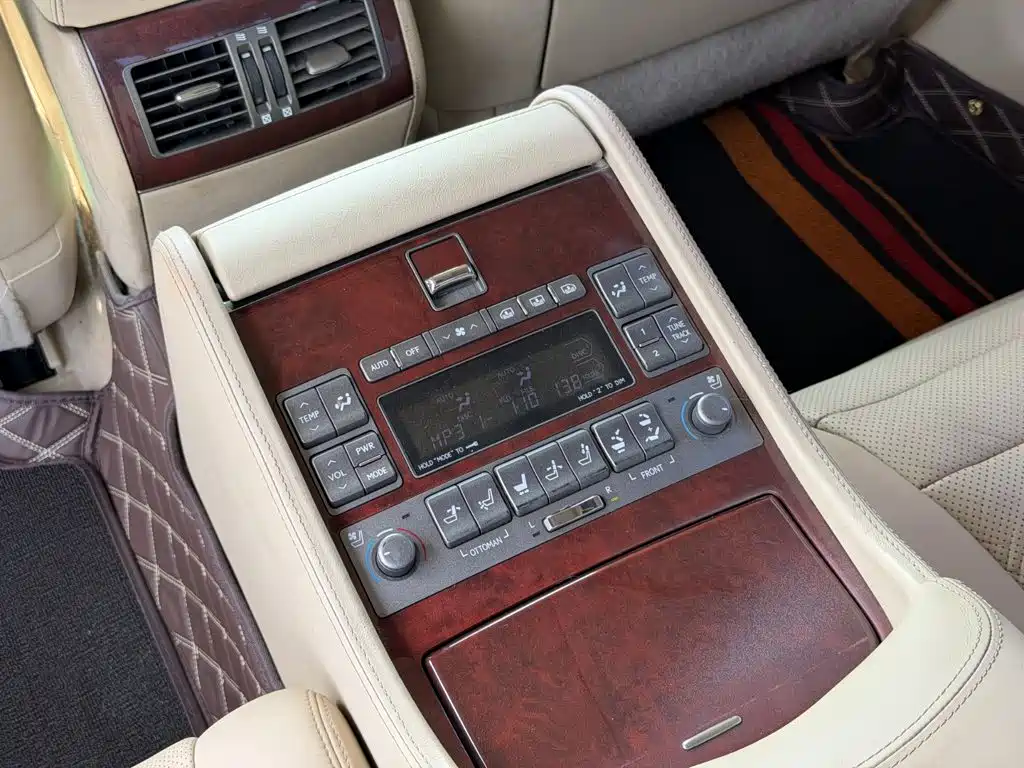 Lexus LS 2006 460L Premium Edition купить на сайте DeffCars