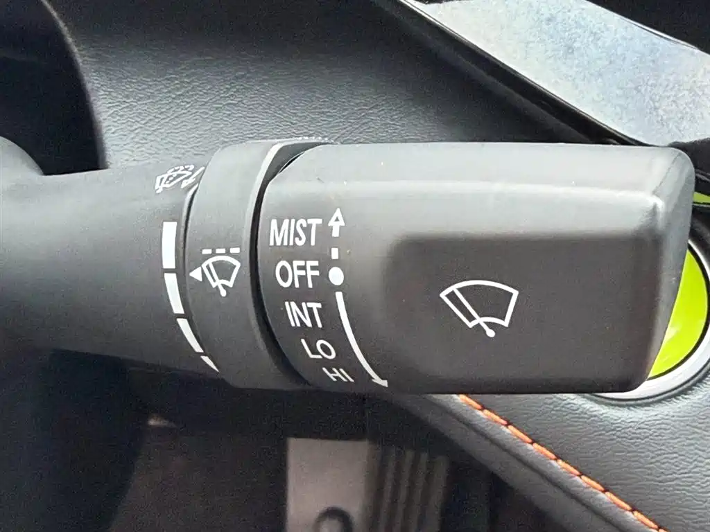 Changan UNI-V 2023 1.5T premium model купить на сайте DeffCars