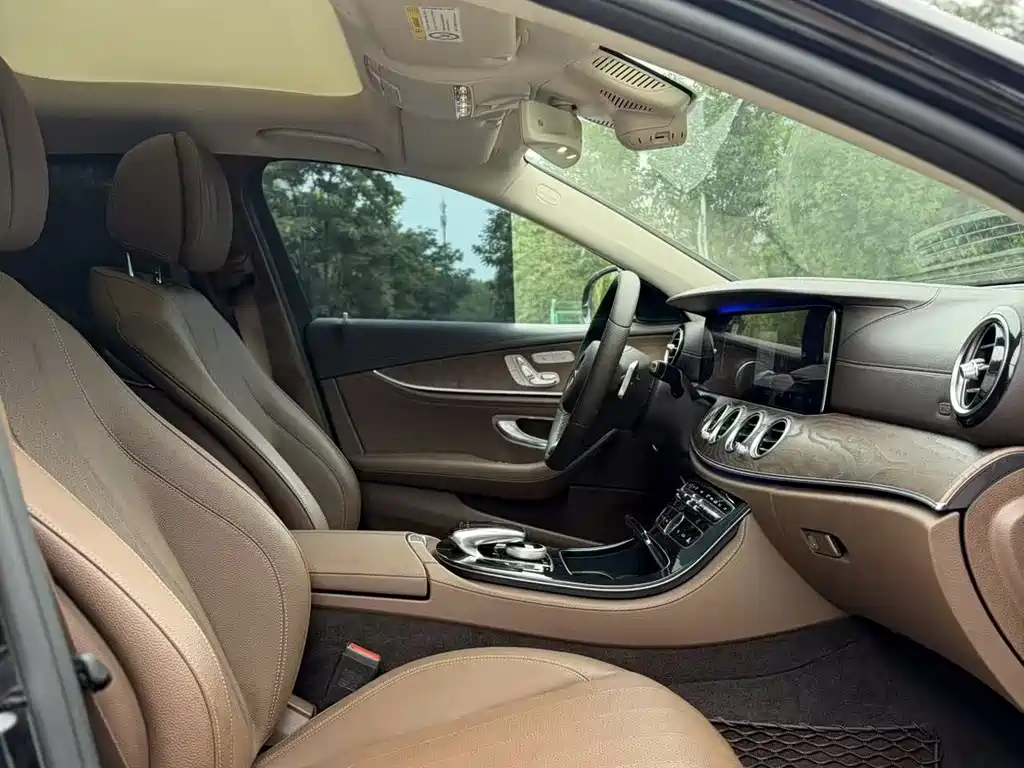 Mercedes-Benz E-Class 2017 E 300 L Luxury Model купить на сайте DeffCars
