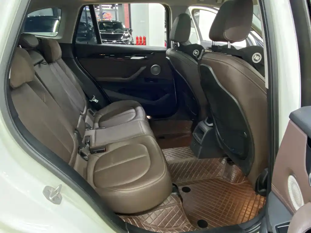 BMW X1 2022 sDrive20Li Fashion Model купить на сайте DeffCars