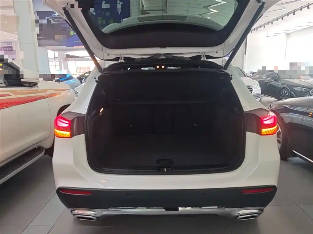 Mercedes-Benz GLA 2025 GLA 200 купить на сайте DeffCars