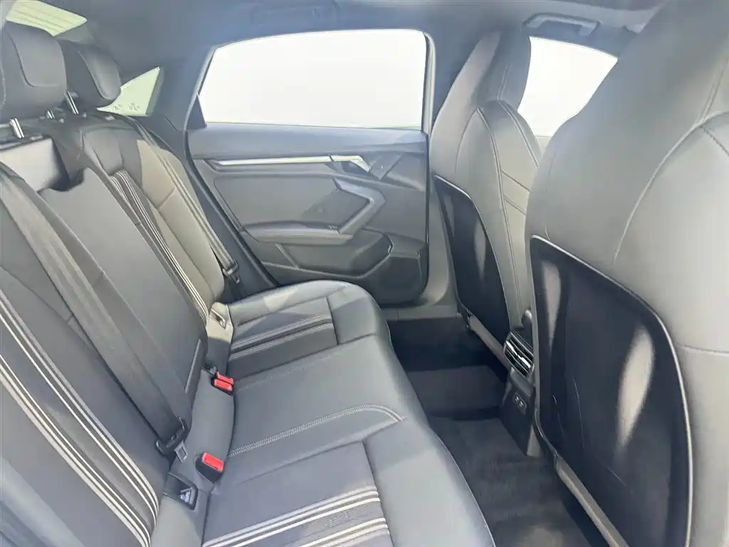 Audi A3 2024 A3L Limousine 35 TFSI Fashionable and Sporty купить на сайте DeffCars
