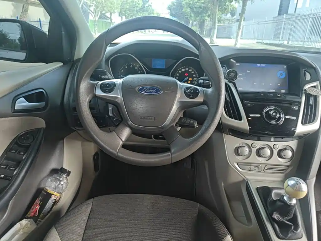 Focus 2012 sedan 1.6L manual comfort type купить на сайте DeffCars