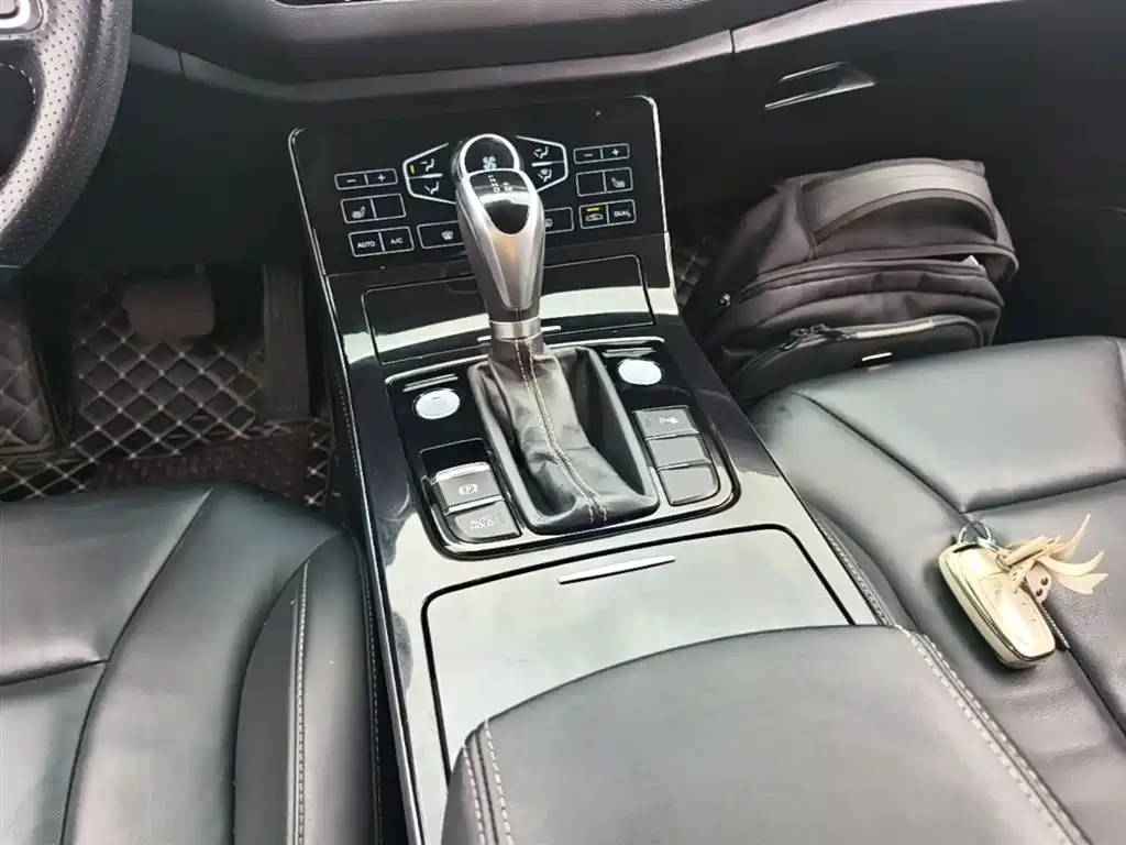 Hongqi H5 2019 30TD Zhilianyun Dynamic Edition купить на сайте DeffCars
