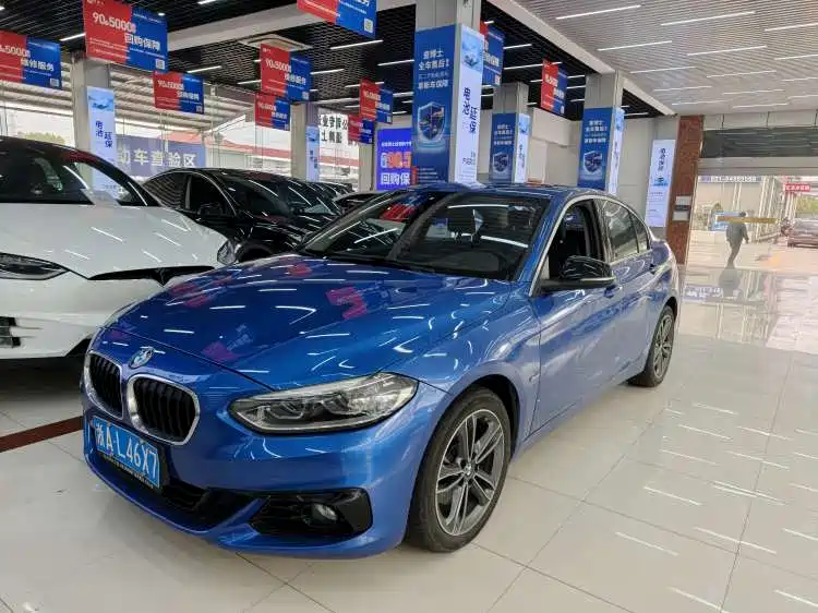 BMW 1 Series 2018 118i Sports купить на сайте DeffCars