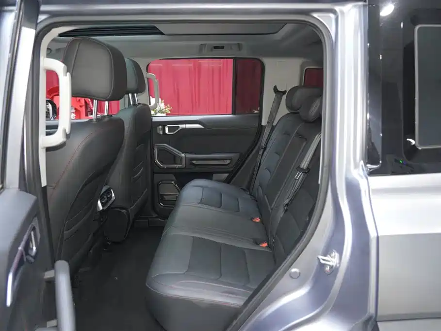 Jietu Traveler 2023 2.0T four-wheel drive conquers купить на сайте DeffCars
