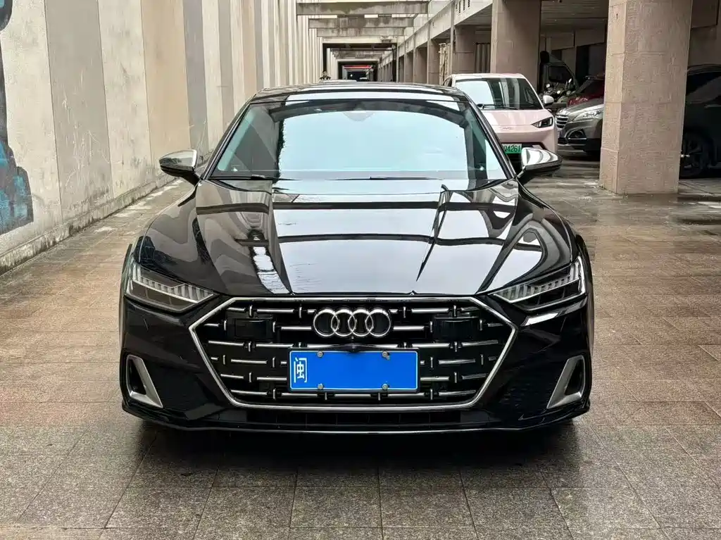 Audi A7L 2024 45TFSI S-line Dream Building Liquid Crystal Package купить на сайте DeffCars