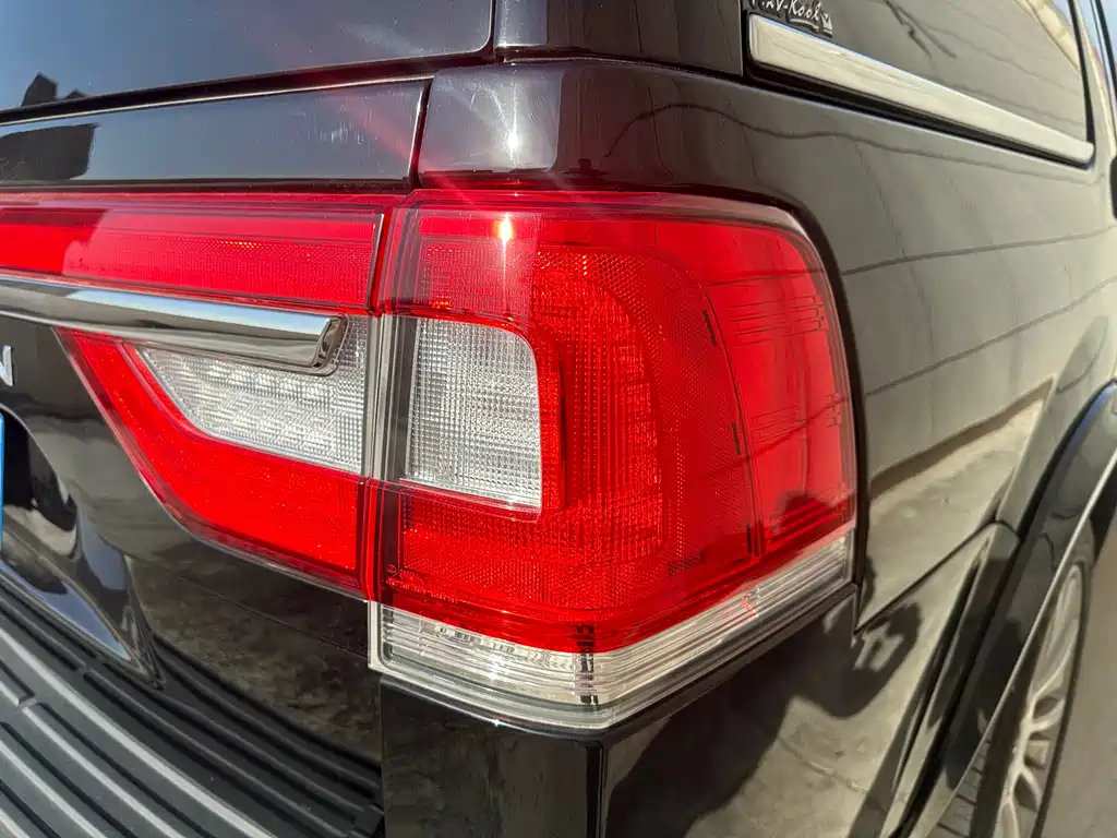 Navigator 2017 3.5T AWD купить на сайте DeffCars