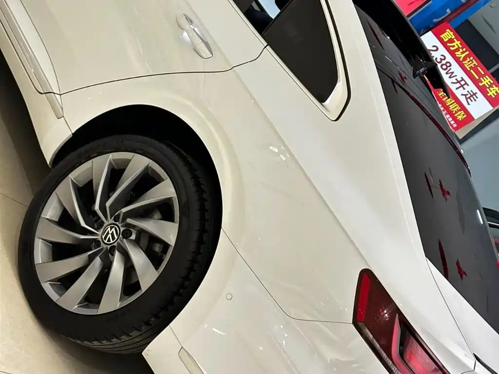 FAW-Volkswagen CC 2021 380TSI eye-catching version купить на сайте DeffCars