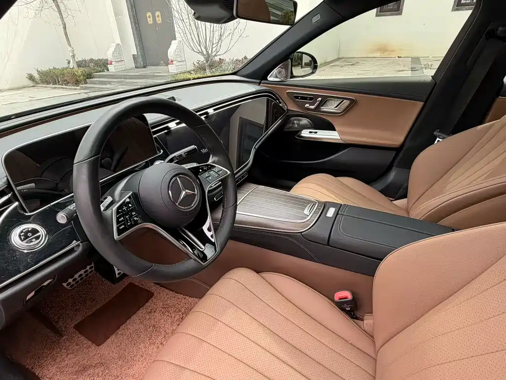 Mercedes-Benz E-Class 2024 E 300 L Luxury Model купить на сайте DeffCars