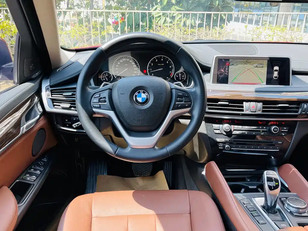 BMW X6 2015 xDrive35i Leading Model купить на сайте DeffCars