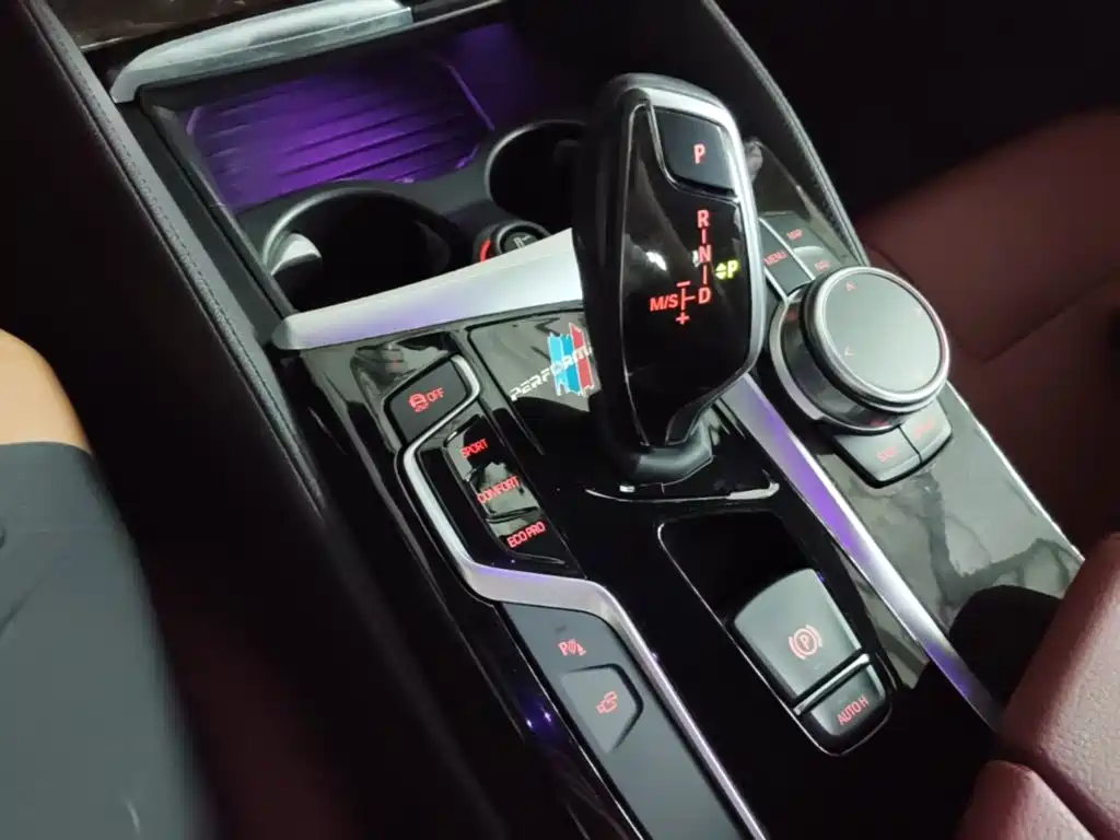 BMW 5 Series 2019 facelift 530Li Exclusive M Sports Package купить на сайте DeffCars