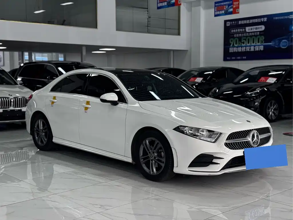 Mercedes-Benz A-Class 2021 A 180 L Sports Sedan купить на сайте DeffCars