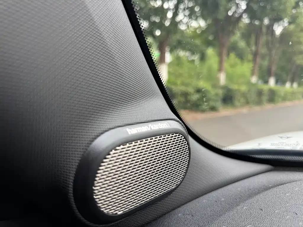 MINI JCW 2025 JOHN COOPER WORKS купить на сайте DeffCars