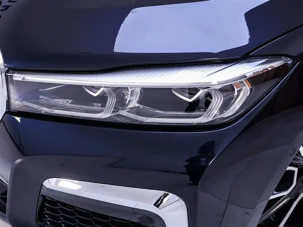 BMW 7 Series 2019 740Li Leading M Sports Package купить на сайте DeffCars