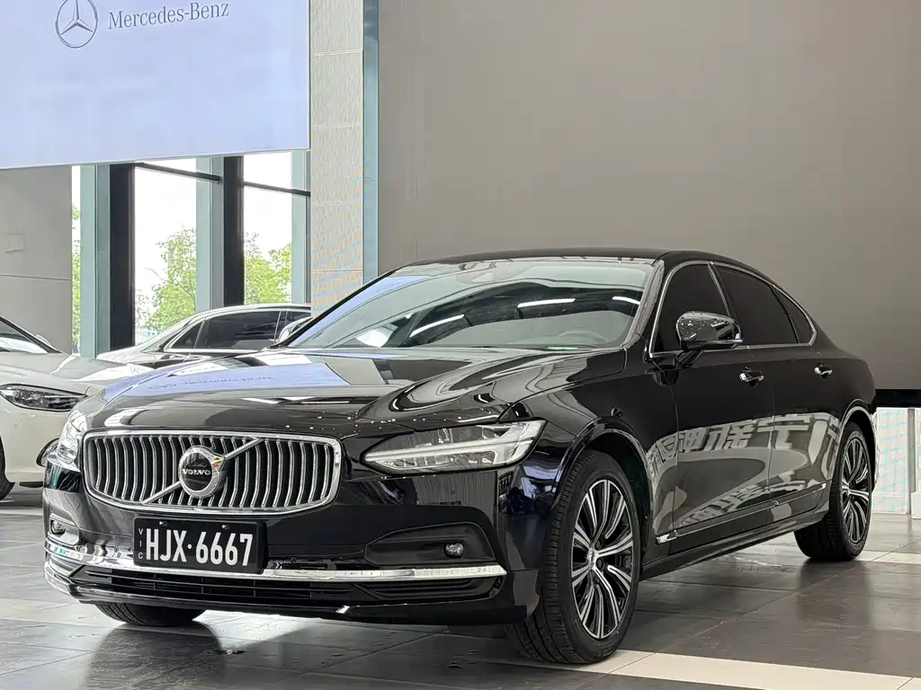 Volvo S90 2021 B5 Zhiyuan Luxury Edition купить на сайте DeffCars