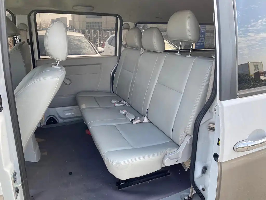 New Hiace X30L 2019 1.5L Fortune Edition National VI SWC15M купить на сайте DeffCars
