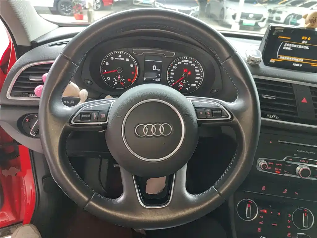 Audi Q3 2018 30th Anniversary Model 30 TFSI Fashion Model купить на сайте DeffCars