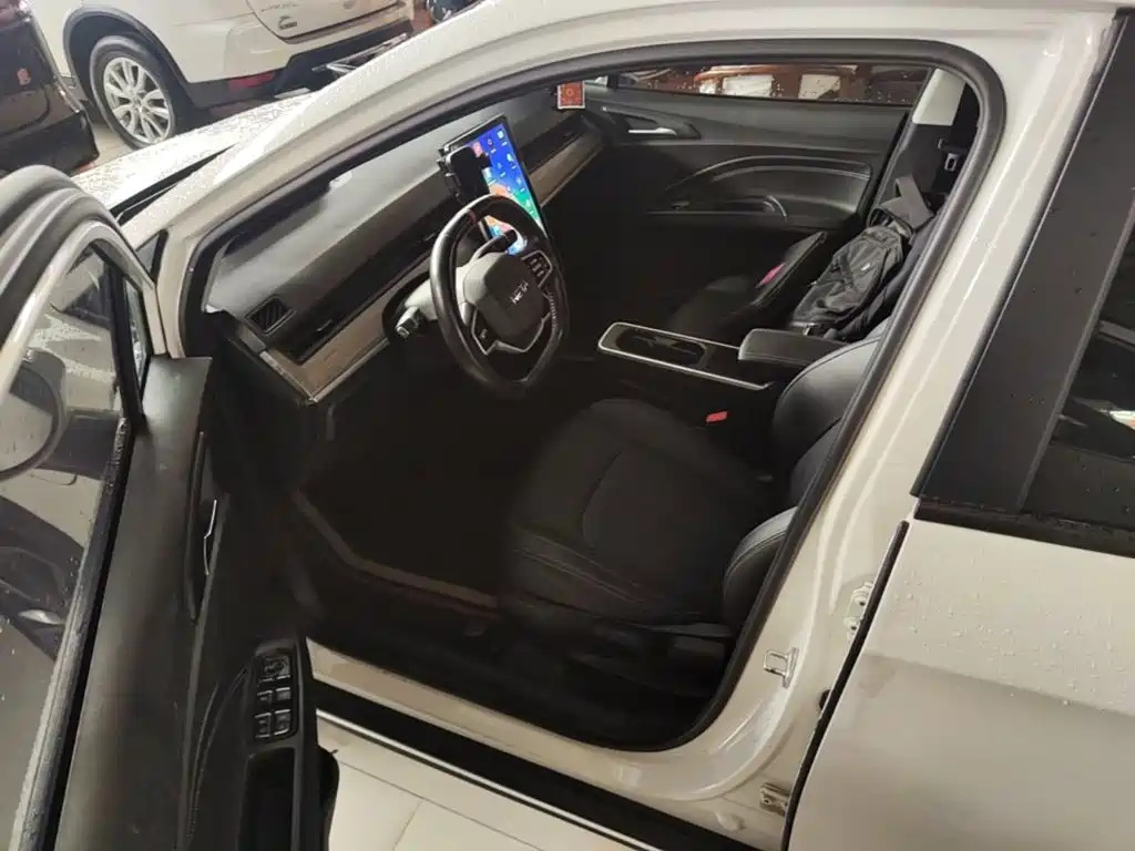 V 2022 Trendy 400 Lite купить на сайте DeffCars