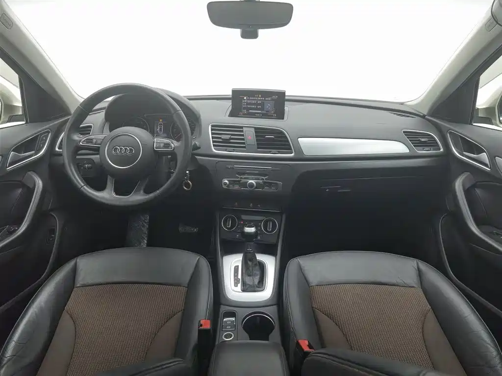 Audi Q3 2017 35 TFSI Fashion купить на сайте DeffCars