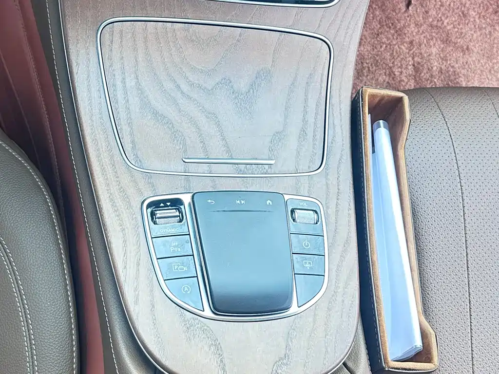 Mercedes-Benz E-Class 2023 E 300 L Fashion купить на сайте DeffCars