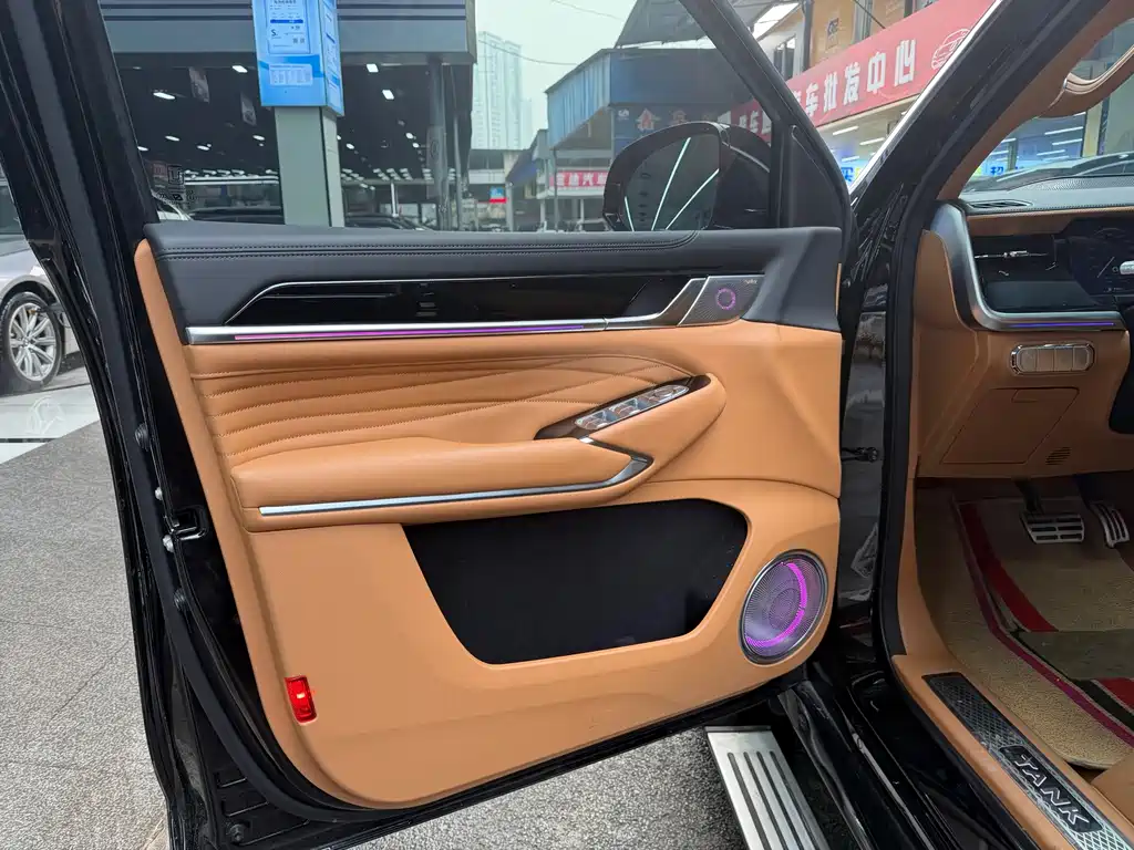 Tank 500 2023 3.0T Sports Edition Peak Type 5 Seats купить на сайте DeffCars