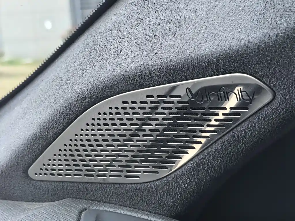 Lynk & Co 05 2022 05+ 2.0TD Automatic Performance Package купить на сайте DeffCars