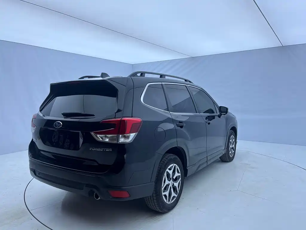 Forester 2022 2.0i AWD Deluxe Edition EyeSight купить на сайте DeffCars