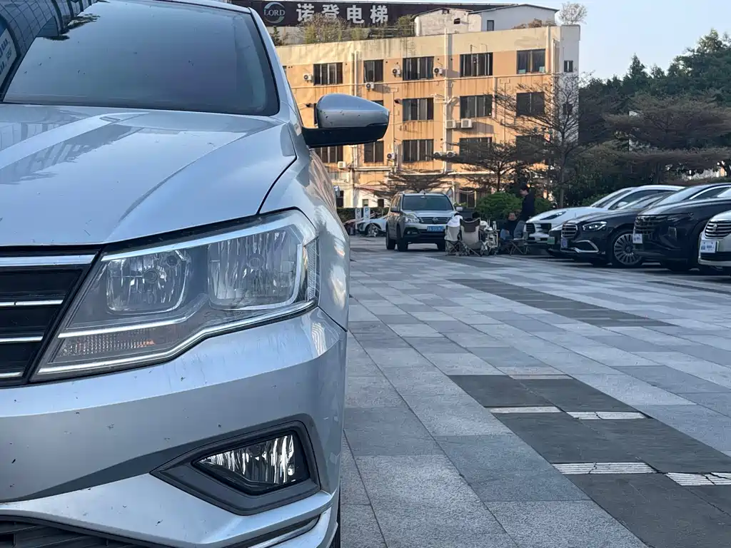 Jetta 2017 1.5L automatic comfort model купить на сайте DeffCars