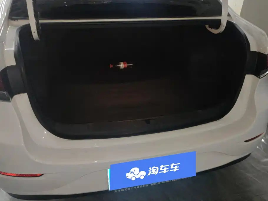 Yinglang 2021 model model 1.5L automatic elite model купить на сайте DeffCars