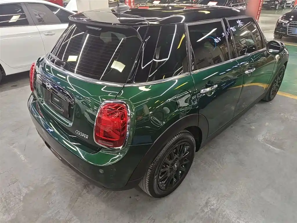 MINI 2018 1.5T COOPER Classic Five-Door Edition купить на сайте DeffCars